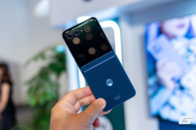 Motorola "tái xuất" Việt Nam đầy ấn tượng: Ra mắt 5 mẫu máy trải dài mọi phân khúc, giá chưa đến 3 triệu đồng- Ảnh 8. Motorola "tái xuất" Việt Nam đầy ấn tượng: Ra mắt 5 mẫu máy trải dài mọi phân khúc, giá chưa đến 3 triệu đồng- Ảnh 8.