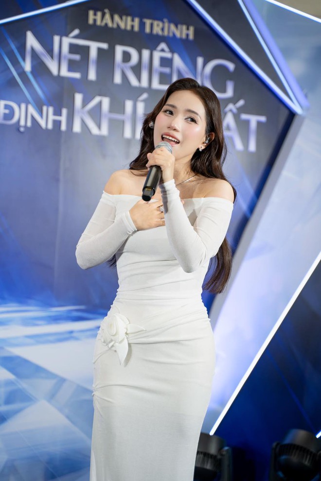 Thuỳ Chi chạm đỉnh cao nhan sắc- Ảnh 8.