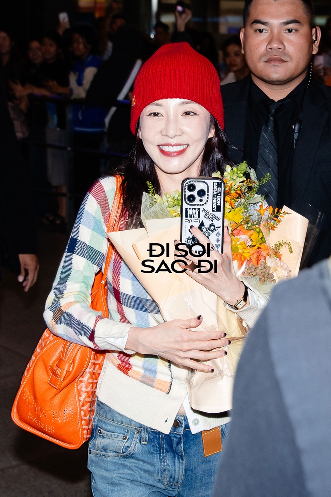 Nữ thần tượng trẻ lâu nhất Kpop 41 tuổi vẫn rạng ngời nữ thần thanh xuân: Luôn hạn chế ăn 1 món, nạp cho cơ thể đủ 1 thứ để nội tiết dồi dào- Ảnh 2. Nữ thần tượng trẻ lâu nhất Kpop 41 tuổi vẫn rạng ngời nữ thần thanh xuân: Luôn hạn chế ăn 1 món, nạp cho cơ thể đủ 1 thứ để nội tiết dồi dào- Ảnh 2.