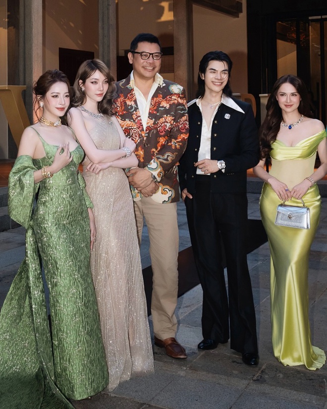 Những lần vượt mặt sao quốc tế của Chi Pu- Ảnh 5.