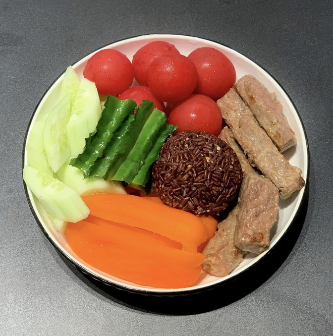 Cân nặng chạm mốc 72kg sau sinh, mẹ 2 con làm điều này mà giảm 20kg, hình ảnh hậu giảm cân khiến nhiều người không nhận ra- Ảnh 9.