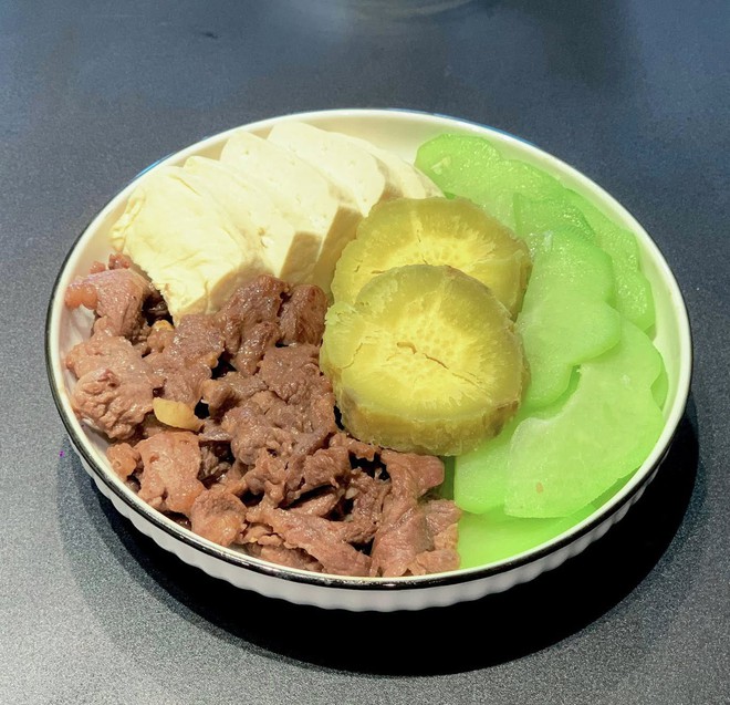 Mẹ Hà Nội khoe thực đơn giảm cân mà chị em lướt đi lướt lại không lối thoát: Đây là đĩa cơm healthy mà đẹp nhất từng thấy!- Ảnh 19.