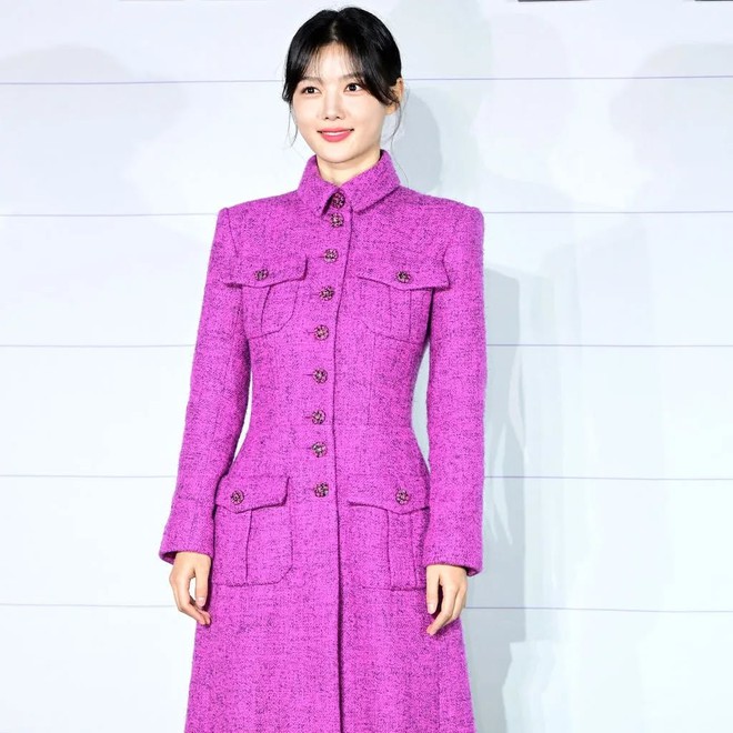 Kim Yoo Jung hãy mang điều này ra đời thực- Ảnh 17. Kim Yoo Jung hãy mang điều này ra đời thực- Ảnh 17.