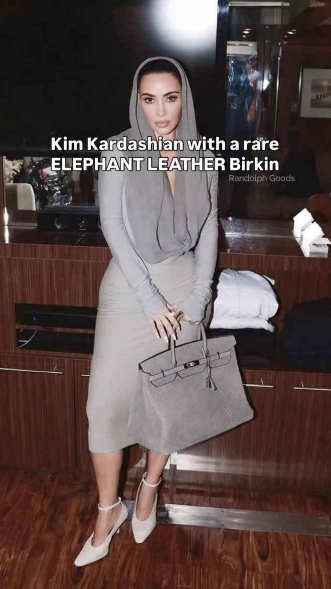 Kim Kardashian hứng chịu b&atilde;o phẫn nộ v&igrave; cầm t&uacute;i Herm&egrave;s da voi- Ảnh 3.