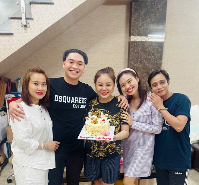 Nhận c&aacute;i kết đắng v&igrave; 2 lần đổ vỡ, ngo&agrave;i 50 tuổi nữ nghệ sĩ mới c&oacute; cuộc sống an y&ecirc;n- Ảnh 4.