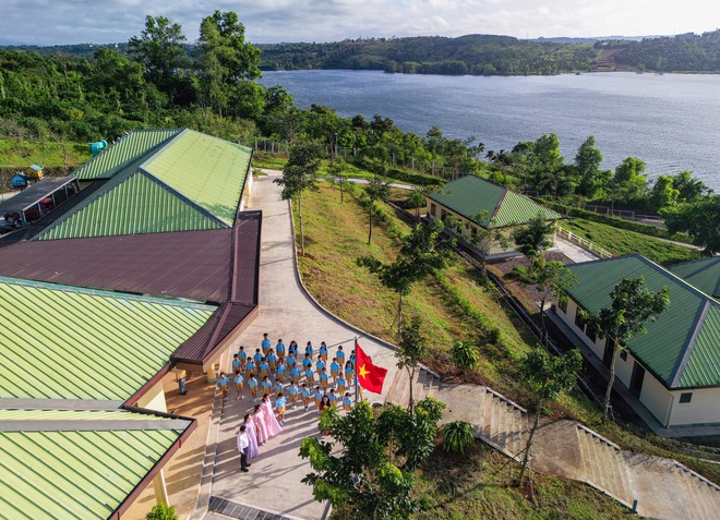 Mở trường cho trẻ em nghèo, mỗi năm Chi Bảo chi 2,5 tỷ đồng để làm một điều- Ảnh 3.