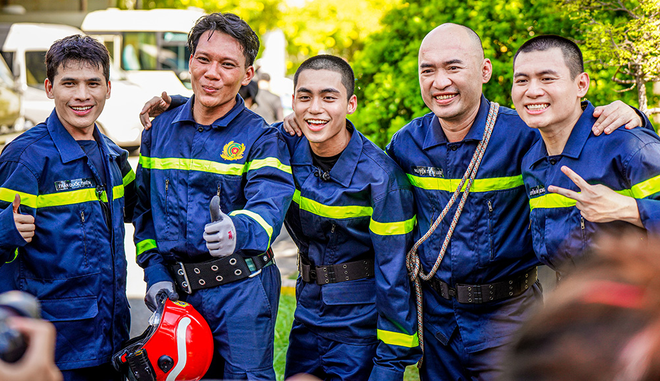 Tiến Luật "lỗ nặng" khi tham gia "Chiến sĩ quả cảm", tiết lộ mối quan hệ với MONO- Ảnh 4.