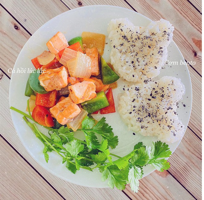 Thực đơn ăn dặm cho "khách VIP" 14 tháng tuổi siêu đỉnh của 1 mom ở Hà Nội, khiến hội các mẹ thi nhau đòi gửi con sang "ăn chực"- Ảnh 5.