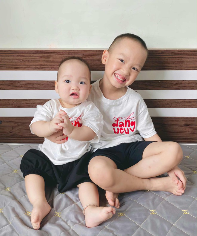 Thực đơn ăn dặm cho "khách VIP" 14 tháng tuổi siêu đỉnh của 1 mom ở Hà Nội, khiến hội các mẹ thi nhau đòi gửi con sang "ăn chực"- Ảnh 1.