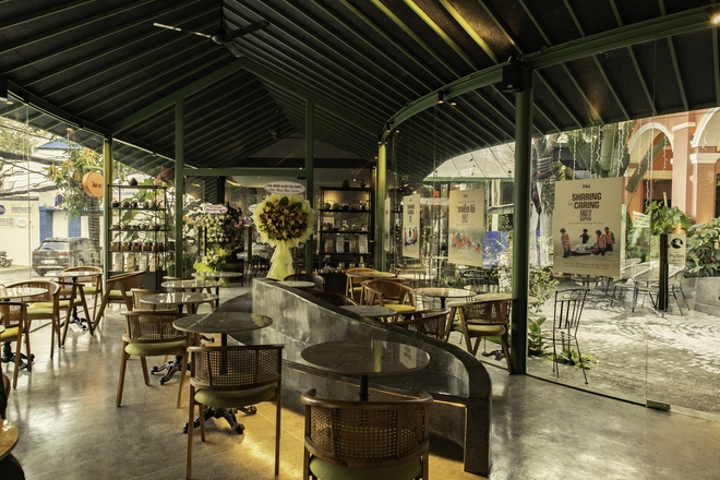 Cận cảnh không gian ẩm thực mới kết nối Việt - Thái giữa lòng Sài Gòn- Ảnh 3.