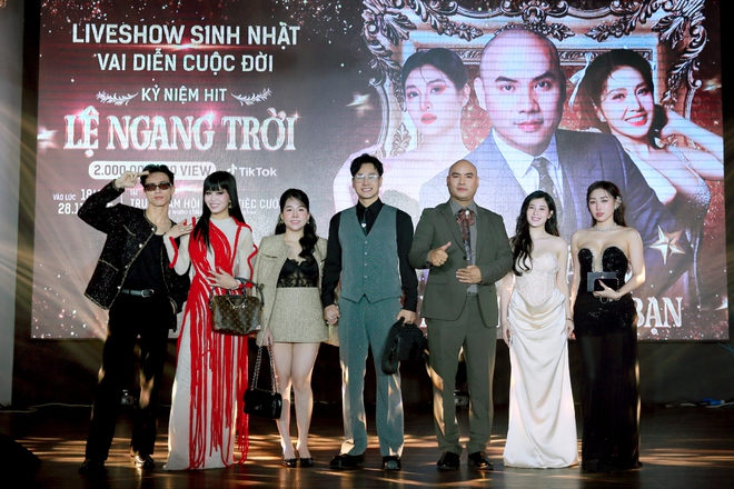 Ca nhạc sĩ A Tu&acirc;n ăn mừng hit 2 tỷ view hậu đổ vỡ h&ocirc;n nh&acirc;n- Ảnh 4.