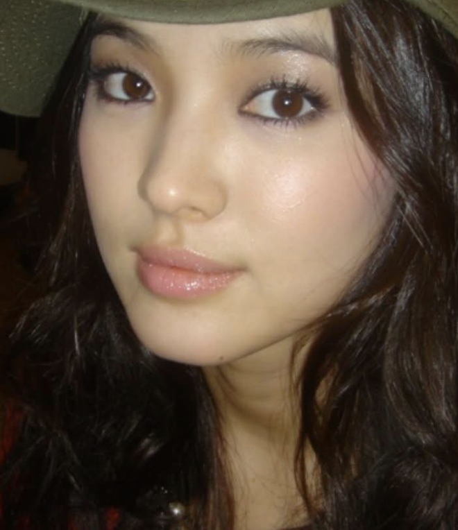 9 giây lộ mặt mộc khiến gái xinh 2K5 được so với cả Song Hye Kyo lẫn Kim Tae Hee- Ảnh 5. 9 giây lộ mặt mộc khiến gái xinh 2K5 được so với cả Song Hye Kyo lẫn Kim Tae Hee- Ảnh 5.