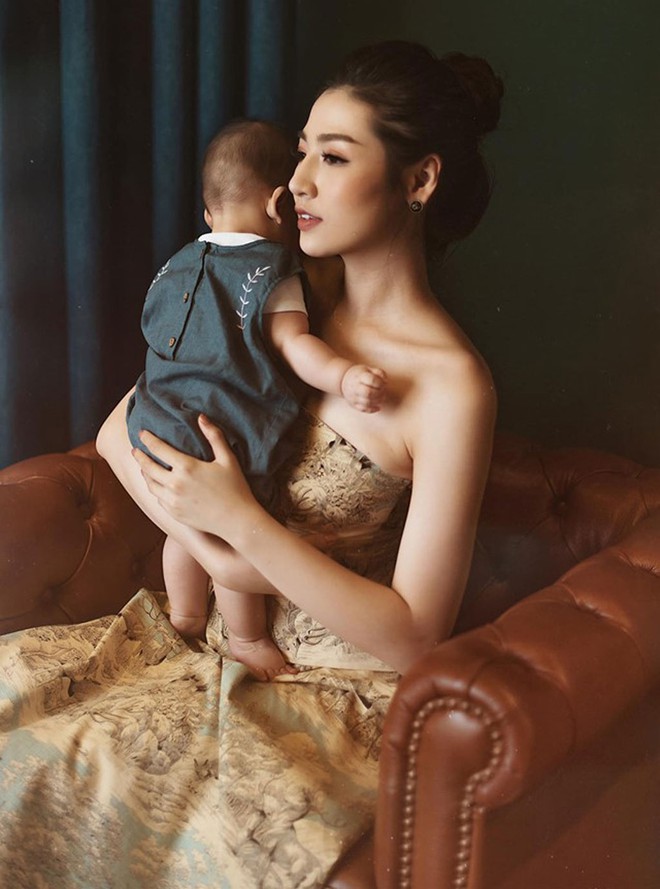 Á hậu Tú Anh mẹ 2 con vẫn trẻ trung như gái teen: Sáng nào cũng uống 1 thứ cùng sữa chua để cân bằng nội tiết và tăng đề kháng- Ảnh 4. Á hậu Tú Anh mẹ 2 con vẫn trẻ trung như gái teen: Sáng nào cũng uống 1 thứ cùng sữa chua để cân bằng nội tiết và tăng đề kháng- Ảnh 4.