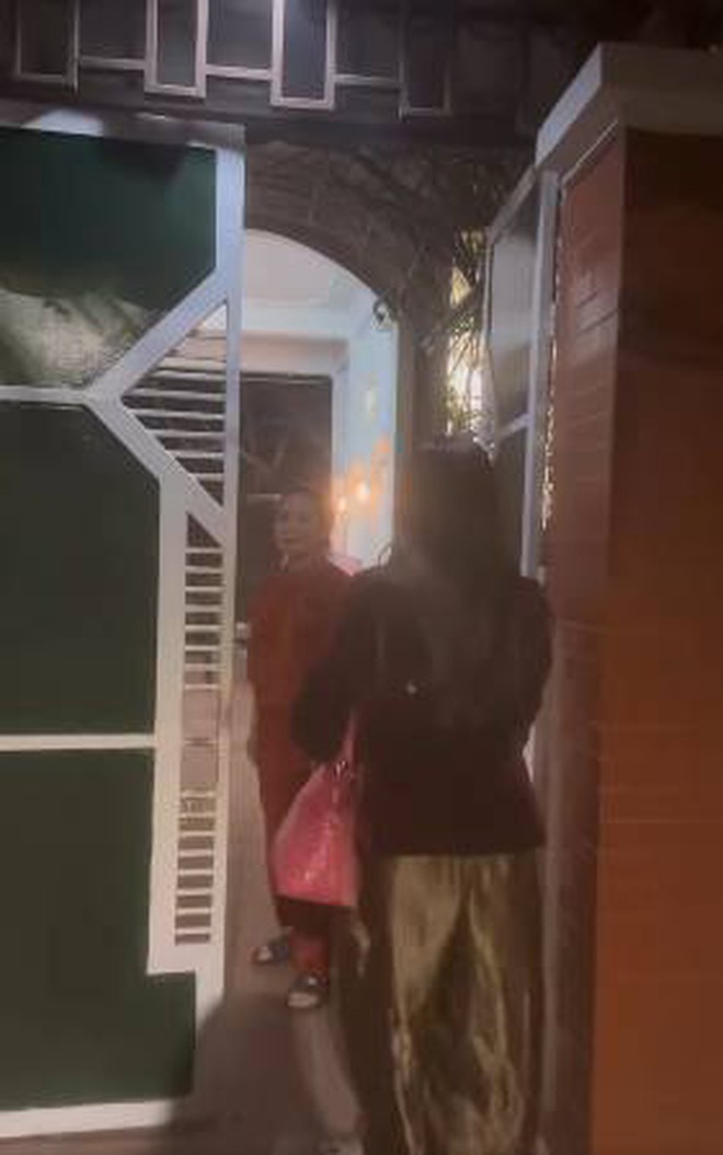 Nữ NSND l&agrave; Đại t&aacute; qu&acirc;n đội n&oacute;i thẳng: "H&agrave; Thủy m&agrave; kh&ocirc;ng gấu th&igrave; c&ograve;n ai gấu"- Ảnh 3.