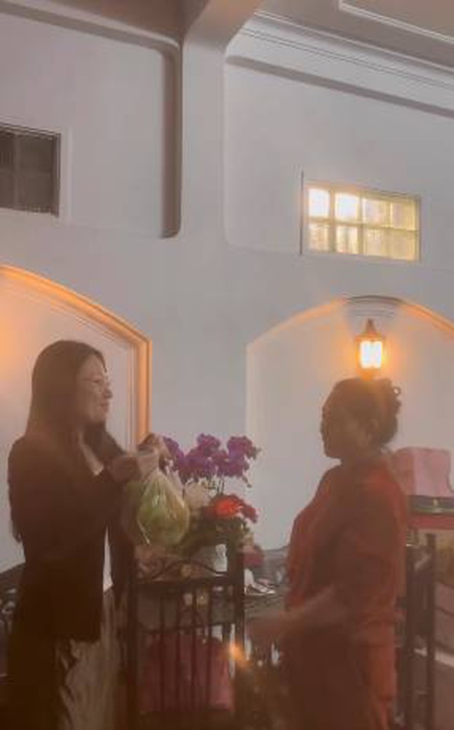 Nữ NSND l&agrave; Đại t&aacute; qu&acirc;n đội n&oacute;i thẳng: "H&agrave; Thủy m&agrave; kh&ocirc;ng gấu th&igrave; c&ograve;n ai gấu"- Ảnh 2.