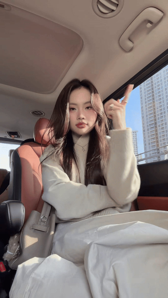 Phương Mỹ Chi dạo này lạ lắm- Ảnh 8. Phương Mỹ Chi dạo này lạ lắm- Ảnh 8.