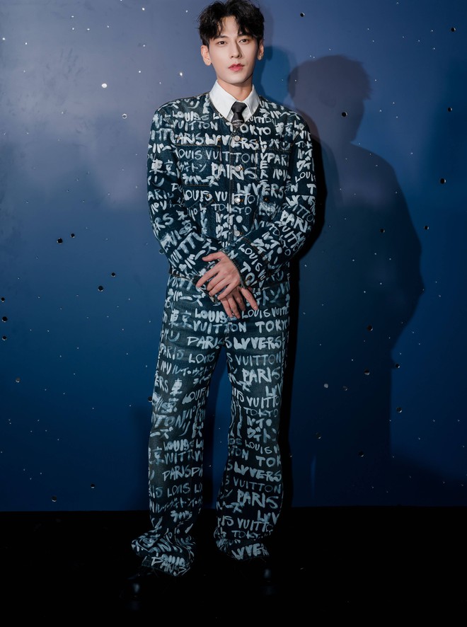 D&agrave;n nam thần showbiz Việt hội tụ: Người như tổng t&agrave;i, người cực ngầu- Ảnh 5.