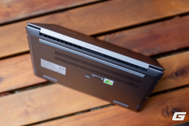 Trải nghiệm ASUS ExpertBook P5: Đẹp bền chuẩn doanh nghiệp, thêm nhiều tính năng AI thông minh phục vụ công việc, giá chưa đến 30 triệu- Ảnh 11. Trải nghiệm ASUS ExpertBook P5: Đẹp bền chuẩn doanh nghiệp, thêm nhiều tính năng AI thông minh phục vụ công việc, giá chưa đến 30 triệu- Ảnh 11.