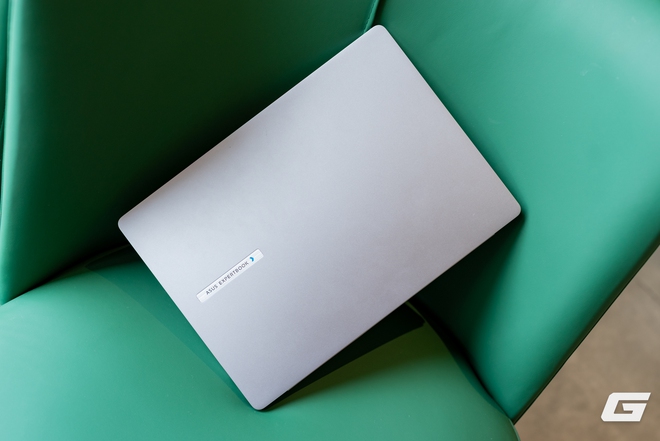 Trải nghiệm ASUS ExpertBook P5: Đẹp bền chuẩn doanh nghiệp, thêm nhiều tính năng AI thông minh phục vụ công việc, giá chưa đến 30 triệu- Ảnh 35. Trải nghiệm ASUS ExpertBook P5: Đẹp bền chuẩn doanh nghiệp, thêm nhiều tính năng AI thông minh phục vụ công việc, giá chưa đến 30 triệu- Ảnh 35.