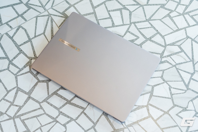 Trải nghiệm ASUS ExpertBook P5: Đẹp bền chuẩn doanh nghiệp, thêm nhiều tính năng AI thông minh phục vụ công việc, giá chưa đến 30 triệu- Ảnh 13. Trải nghiệm ASUS ExpertBook P5: Đẹp bền chuẩn doanh nghiệp, thêm nhiều tính năng AI thông minh phục vụ công việc, giá chưa đến 30 triệu- Ảnh 13.