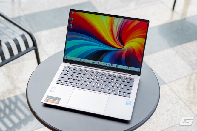 Trải nghiệm ASUS ExpertBook P5: Đẹp bền chuẩn doanh nghiệp, thêm nhiều tính năng AI thông minh phục vụ công việc, giá chưa đến 30 triệu- Ảnh 34. Trải nghiệm ASUS ExpertBook P5: Đẹp bền chuẩn doanh nghiệp, thêm nhiều tính năng AI thông minh phục vụ công việc, giá chưa đến 30 triệu- Ảnh 34.