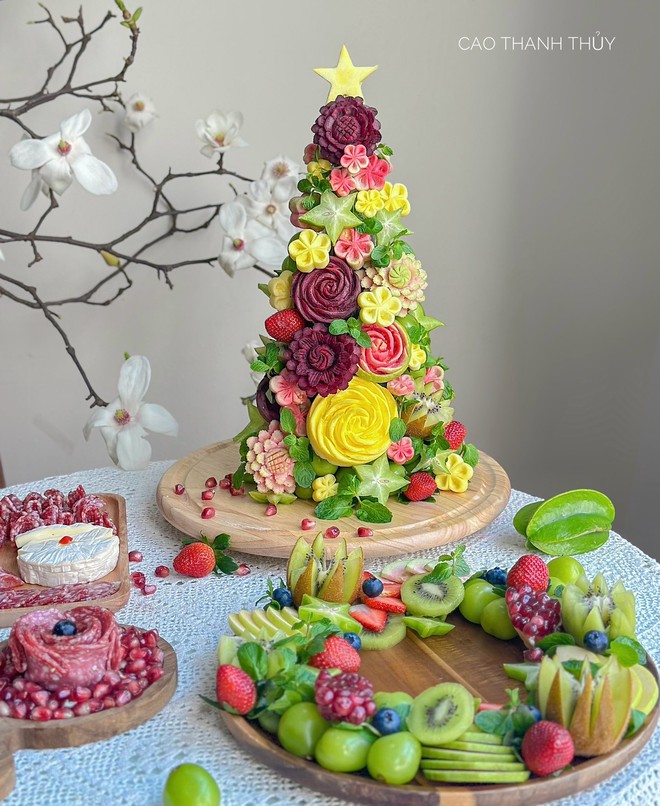 Tiệc Noel từ rau củ quả xanh tươi, m&aacute;t l&agrave;nh của mẹ bỉm khiến c&aacute;c con m&ecirc; kh&ocirc;ng lối tho&aacute;t- Ảnh 3.