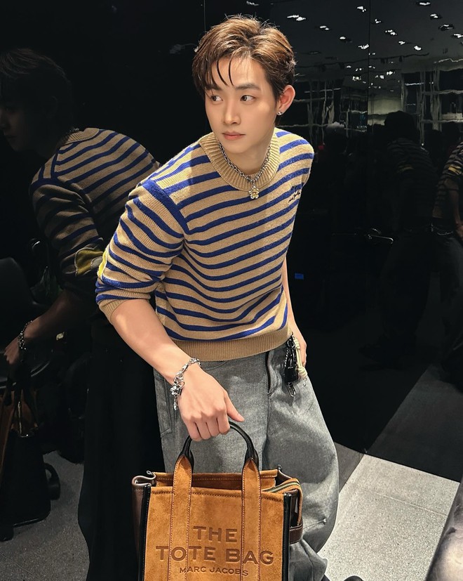 Vbiz c&oacute; mỹ nam xinh trai chuẩn gout thế hệ mới: Từ visual đến style tưởng đ&acirc;u &ldquo;bạn trai nh&agrave; b&ecirc;n&rdquo;- Ảnh 9.