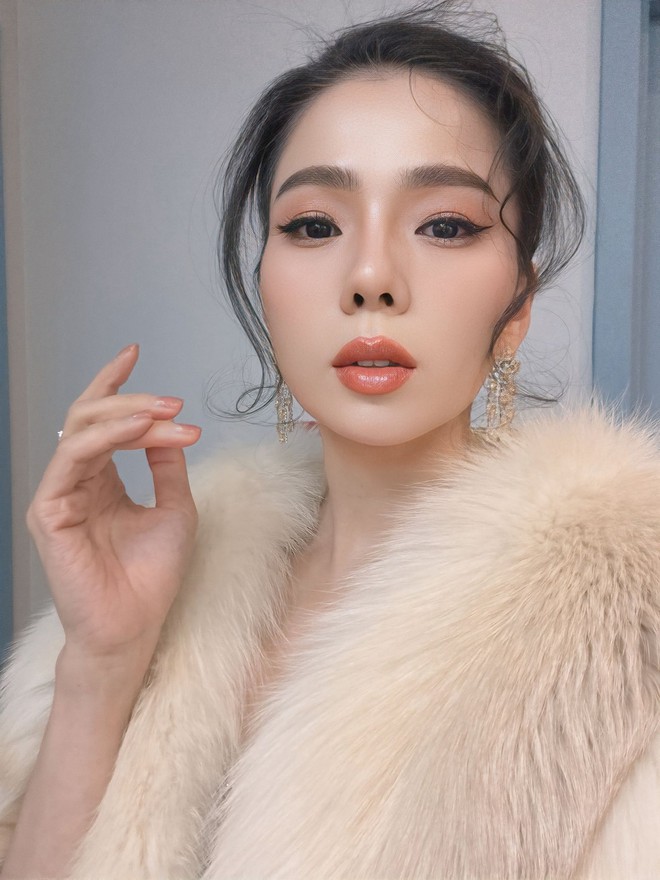 Lệ Quy&ecirc;n ăn g&igrave; m&agrave; ng&agrave;y c&agrave;ng trẻ ra thế n&agrave;y?- Ảnh 6.