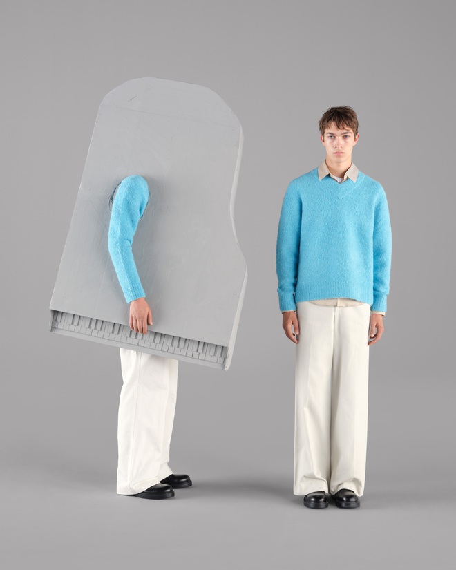 Thanh lịch kiểu Ph&aacute;p trong kh&ocirc;ng kh&iacute; lễ hội: SANDRO Holiday 2025 tr&igrave;nh l&agrave;ng- Ảnh 2.