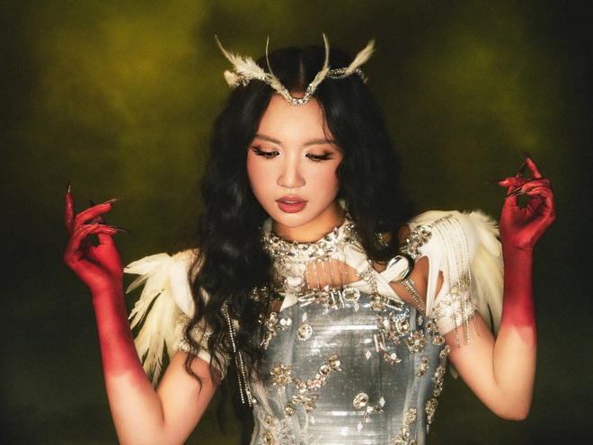 Con g&aacute;i Mars Anh T&uacute; ra MV "Niệm Ch&iacute;ll"- Ảnh 1.