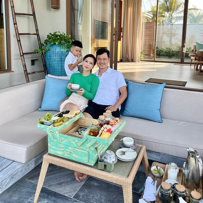 Ph&uacute; b&agrave; triệu đ&ocirc; review "mặt h&agrave;ng cực hiếm": H&ocirc;n nh&acirc;n 20 năm gi&agrave;u mạnh l&agrave; nhờ đ&acirc;y! - Ảnh 9.