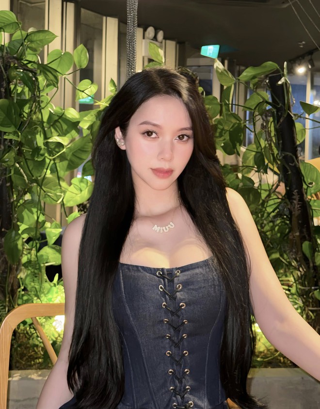 Tranh cãi không dứt về nhan sắc của diễn viên phim giờ vàng- Ảnh 11. Tranh cãi không dứt về nhan sắc của diễn viên phim giờ vàng- Ảnh 11.