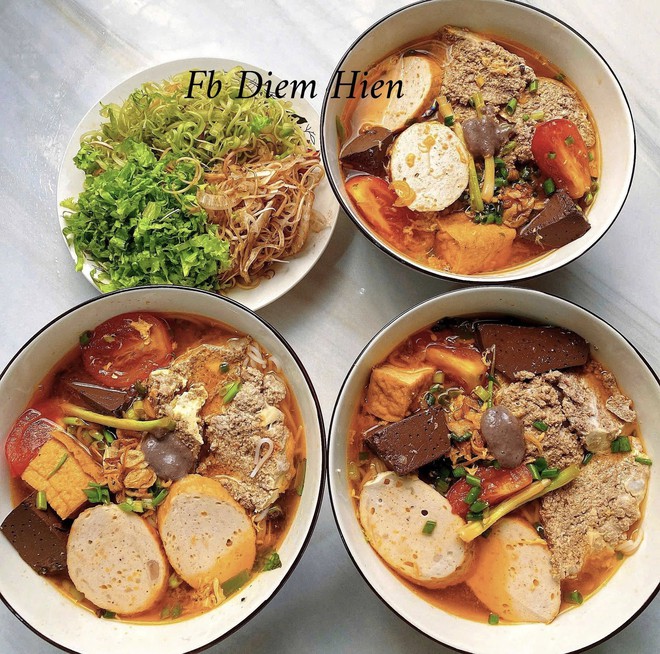 Quán ăn sáng mini đậm chất miền Tây của mẹ 2 con khiến ai cũng phải 