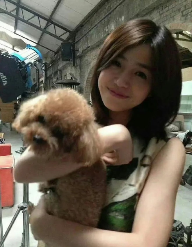 Trần đời chỉ có Trần Nghiên Hy 42 tuổi vẫn cân đẹp style công chúa và "trai ngoan" kém 19 tuổi- Ảnh 14.