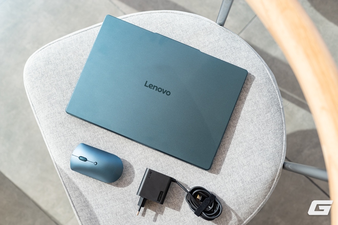 Trải nghiệm Lenovo Yoga Slim 7 Gen 10: Mỏng nhẹ, mạnh mẽ, &ldquo;đủ chuẩn&rdquo; AI PC cho d&acirc;n s&aacute;ng tạo, l&agrave;m việc- Ảnh 39.