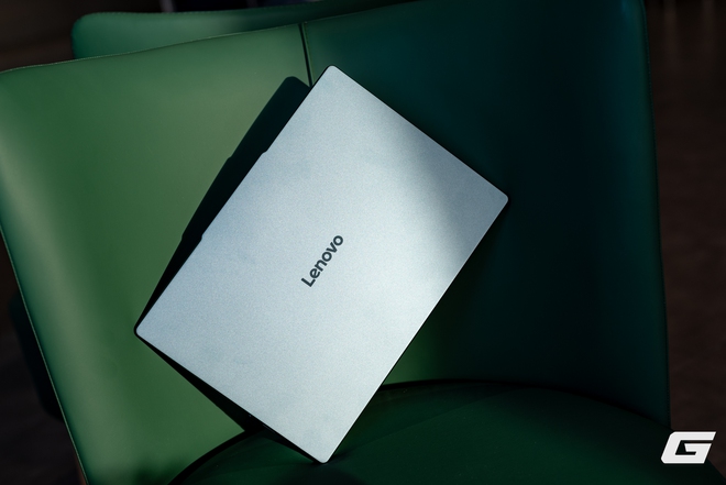 Trải nghiệm Lenovo Yoga Slim 7 Gen 10: Mỏng nhẹ, mạnh mẽ, &ldquo;đủ chuẩn&rdquo; AI PC cho d&acirc;n s&aacute;ng tạo, l&agrave;m việc- Ảnh 41.