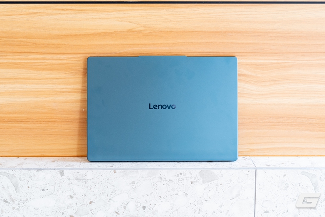 Trải nghiệm Lenovo Yoga Slim 7 Gen 10: Mỏng nhẹ, mạnh mẽ, &ldquo;đủ chuẩn&rdquo; AI PC cho d&acirc;n s&aacute;ng tạo, l&agrave;m việc- Ảnh 4.