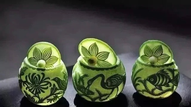 Mứt đi&ecirc;u khắc: Tuyệt đỉnh c&ocirc;ng phu cầm dao tỉa hoa tr&ecirc;n vỏ bưởi, biến thứ bỏ đi th&agrave;nh di sản nức tiếng- Ảnh 3.