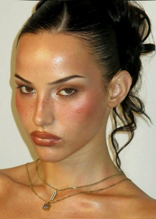 7 xu hướng làm đẹp nổi bật nhất năm 2025 do Vogue bình chọn- Ảnh 28. 7 xu hướng làm đẹp nổi bật nhất năm 2025 do Vogue bình chọn- Ảnh 28.