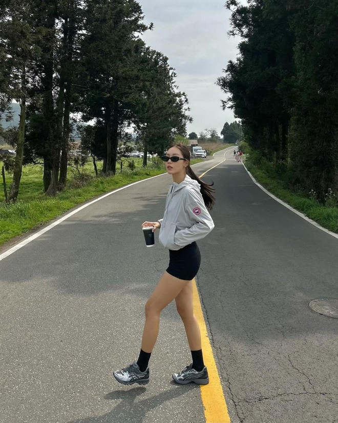 7 xu hướng làm đẹp nổi bật nhất năm 2025 do Vogue bình chọn- Ảnh 18. 7 xu hướng làm đẹp nổi bật nhất năm 2025 do Vogue bình chọn- Ảnh 18.