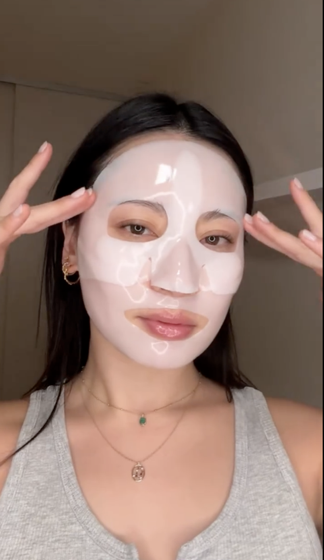 12 sản phẩm l&agrave;m đẹp viral nhất MXH 2025: Kh&ocirc;ng thử th&igrave; th&ocirc;i, thử rồi l&agrave; d&iacute;nh- Ảnh 19.