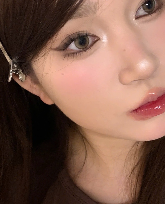 8 hộp cushion xứ Hàn đáng mua nhất năm: Chọn đúng, da đẹp ngay từ cái chạm đầu tiên- Ảnh 2. 8 hộp cushion xứ Hàn đáng mua nhất năm: Chọn đúng, da đẹp ngay từ cái chạm đầu tiên- Ảnh 2.