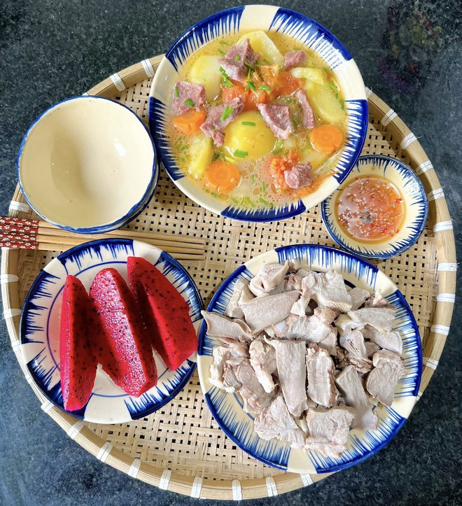 Thực đơn cơm cữ "10 điểm không có nhưng" của mẹ 3 con khiến ai nhìn cũng muốn đẻ thêm vài bé!- Ảnh 11.