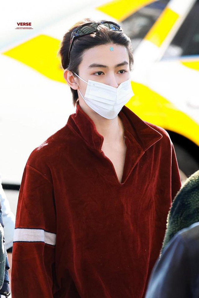 Mỹ nam 2k9 chấp đẹp tiêu chuẩn khắc nghiệt của dân Hàn: Mũi Conan thế này thì chê gì nữa?- Ảnh 3. Mỹ nam 2k9 chấp đẹp tiêu chuẩn khắc nghiệt của dân Hàn: Mũi Conan thế này thì chê gì nữa?- Ảnh 3.