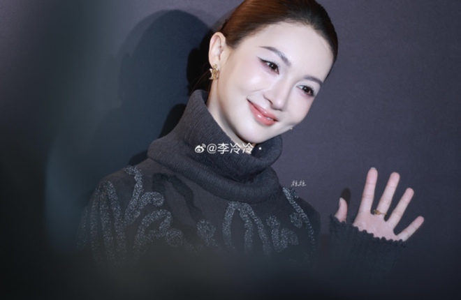 Kim Thần mặt đơ như tượng s&aacute;p- Ảnh 3.