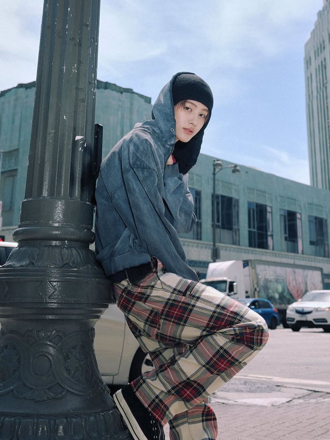 Mỹ nam 2k9 chấp đẹp tiêu chuẩn khắc nghiệt của dân Hàn: Mũi Conan thế này thì chê gì nữa?- Ảnh 15. Mỹ nam 2k9 chấp đẹp tiêu chuẩn khắc nghiệt của dân Hàn: Mũi Conan thế này thì chê gì nữa?- Ảnh 15.