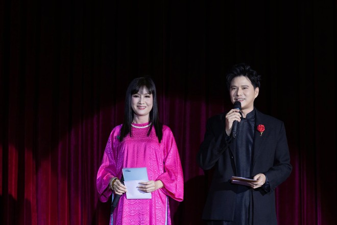 Loạt sao Việt tr&igrave;nh diễn kh&ocirc;ng c&aacute;t-x&ecirc;, chia sẻ với đồng b&agrave;o miền Trung sau b&atilde;o lũ- Ảnh 5.