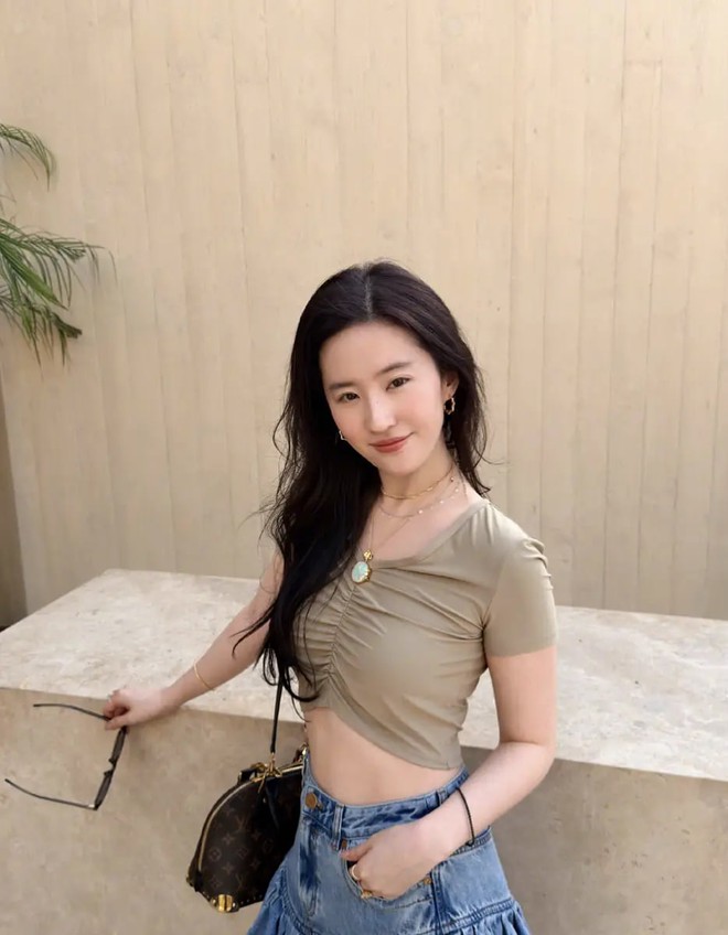 Lỗi kh&oacute; sửa của Lưu Diệc Phi- Ảnh 1.