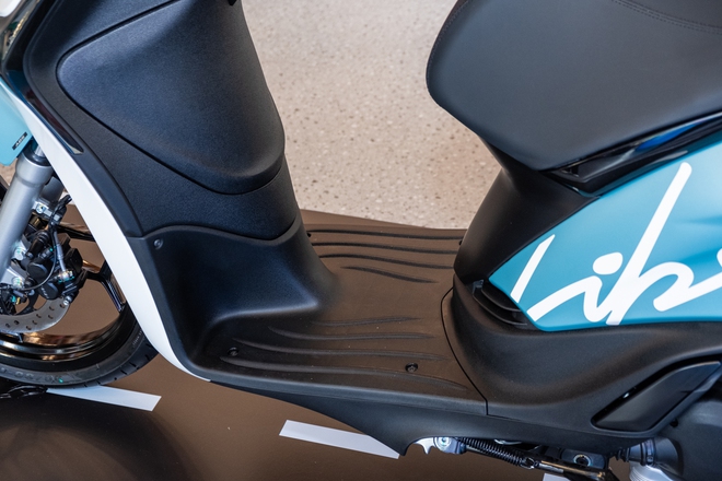Piaggio Liberty 2025 ra mắt Việt Nam: Gi&aacute; từ 57,5 triệu, d&aacute;ng nam t&iacute;nh hơn, đấu Honda SH Mode- Ảnh 11.