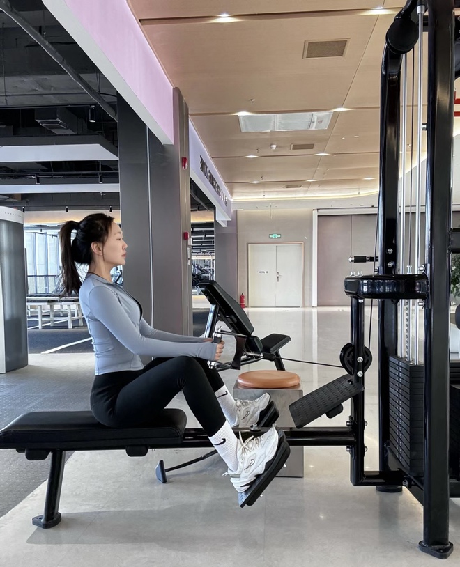Người ta đồn: đi tập nhiều mặt sẽ già, huấn luyện viên chuyên nghiệp nói gì?- Ảnh 3. Người ta đồn: đi tập nhiều mặt sẽ già, huấn luyện viên chuyên nghiệp nói gì?- Ảnh 3.